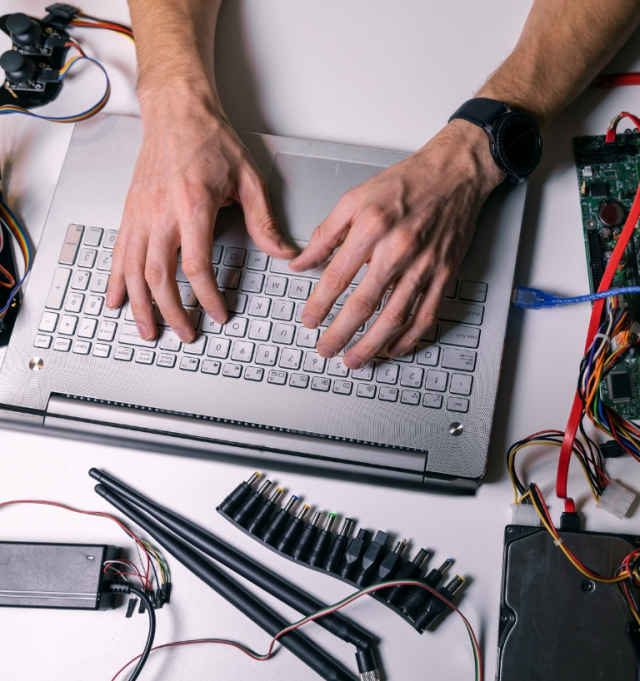 خدمات تشخیص و آزمایش